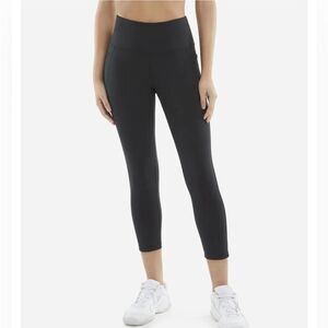 Danskin Women's Capri Leggings Black Size S